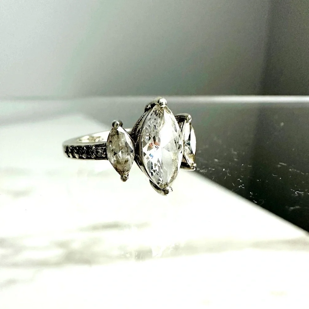 925 Sterling Silver Marquise CZ and Pave Ring – Elegant Three-Stone Design - Picture 1 of 10